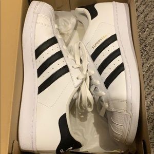 Adidas superstar